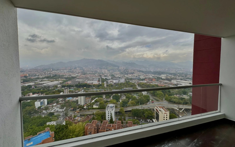 Apartamento en Medellín en Santa Maria de los Angeles