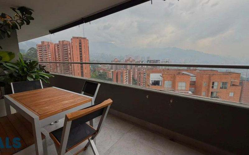 Apartamento en Envigado en El Esmeraldal