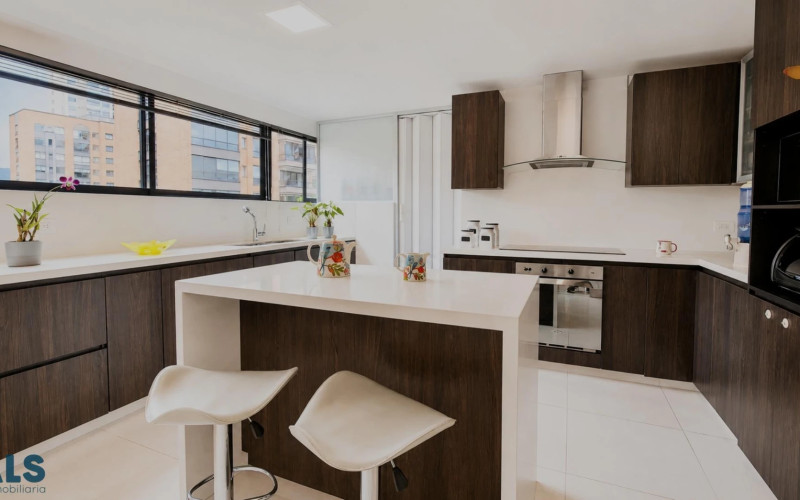 Apartamento en Medellín en Los Balsos Nº 1