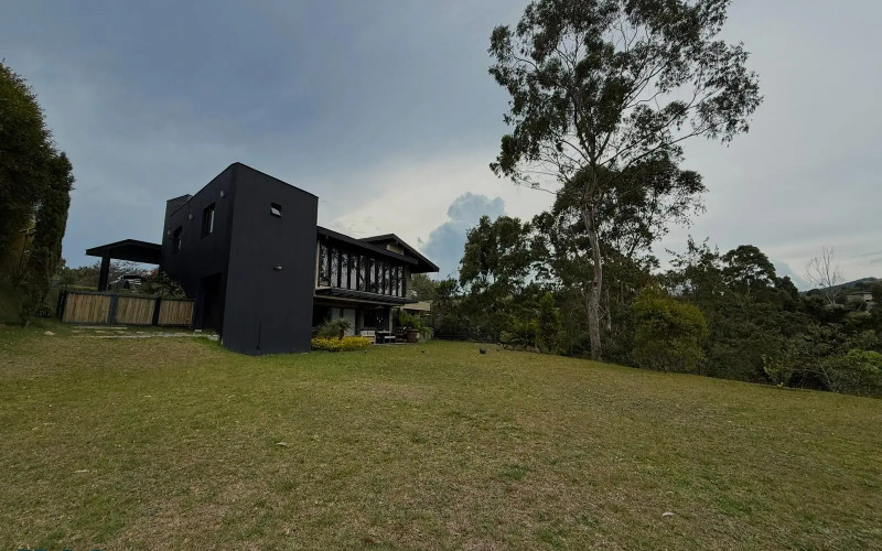 Casa en Envigado en Alto de las Palmas