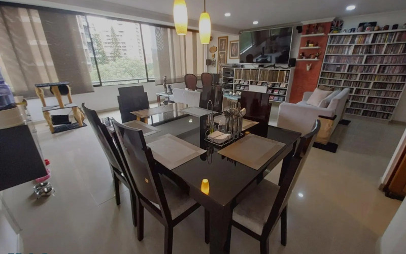 Apartamento en Medellín en La Tomatera