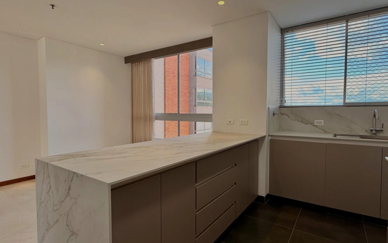 Apartamento en Medellín en El Tesoro
