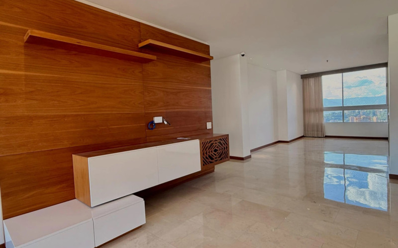 Apartamento en Medellín en El Tesoro