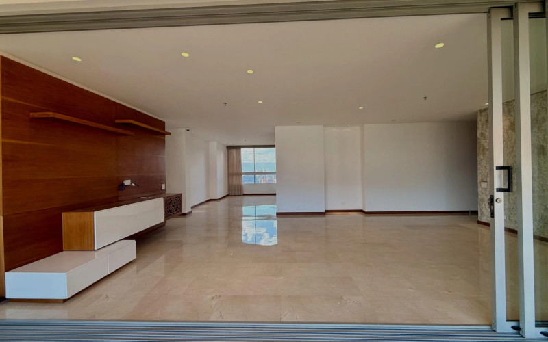 Apartamento en Medellín en El Tesoro