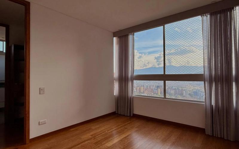 Apartamento en Medellín en El Tesoro