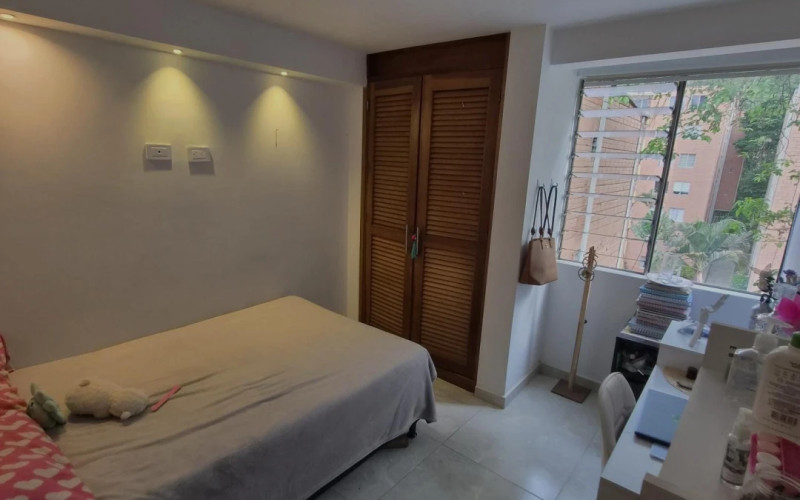 Apartamento en Medellín en Los Alpes