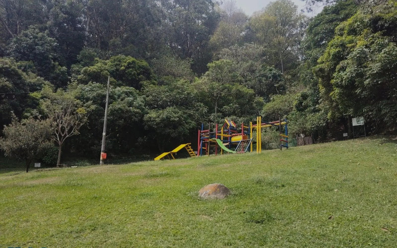 Apartamento en Medellín en Los Alpes