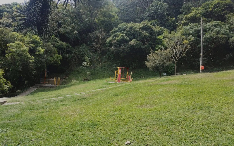 Apartamento en Medellín en Los Alpes