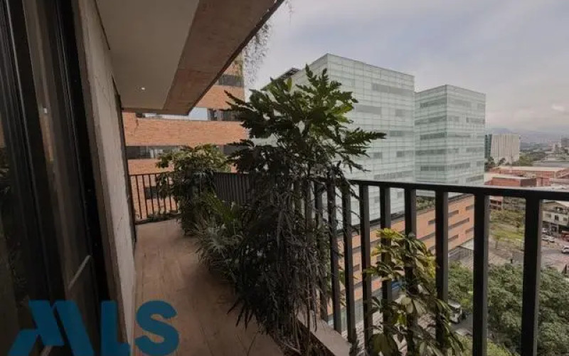 Apartamento en Medellín en Ciudad del Rio