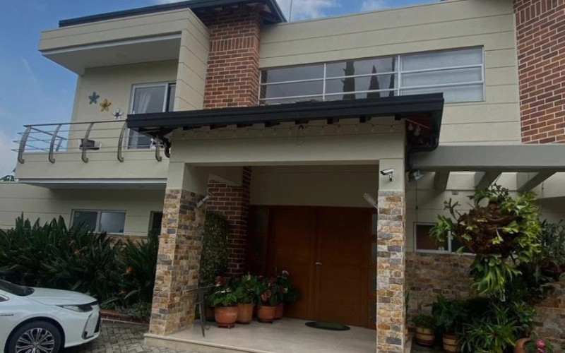 Casa en Envigado en Loma del Escobero