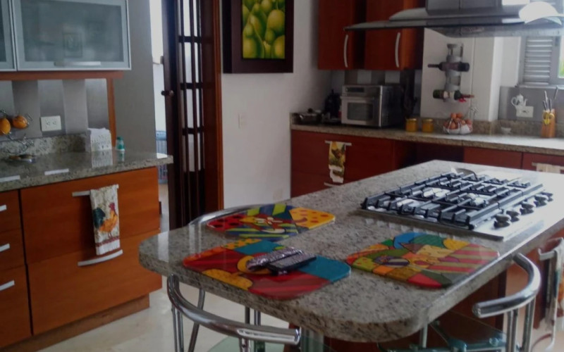 Casa en Envigado en Loma del Escobero