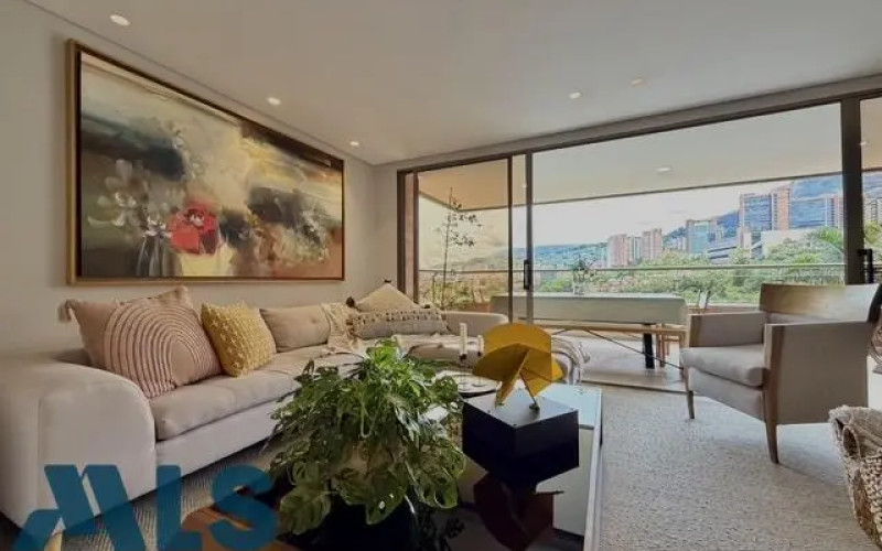 Apartamento en Medellín en Loma Los Gonzalez