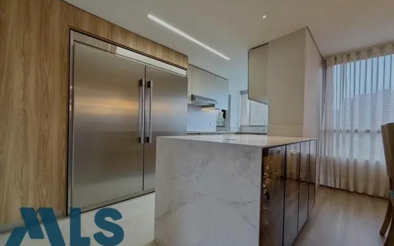 Apartamento en Medellín en Loma Los Gonzalez