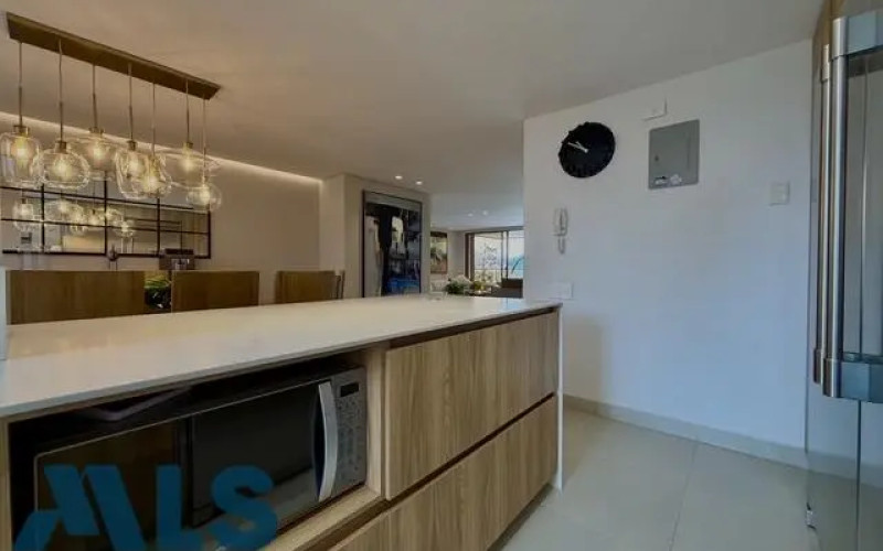 Apartamento en Medellín en Loma Los Gonzalez