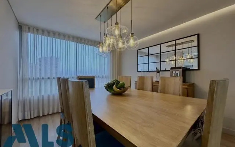 Apartamento en Medellín en Loma Los Gonzalez