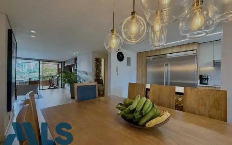 Apartamento en Medellín en Loma Los Gonzalez