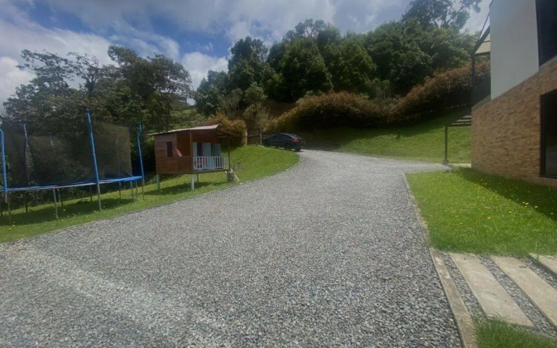 Finca Recreativa en El Retiro en V. Carrizales