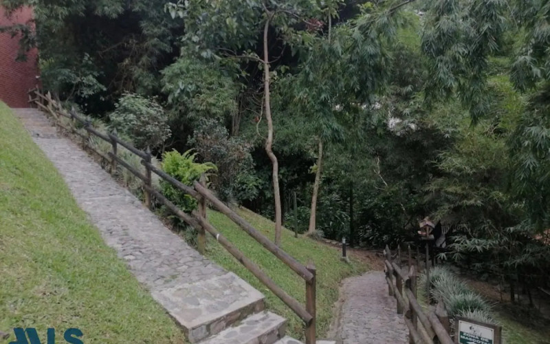 Apartamento en Envigado en Loma de Cumbres