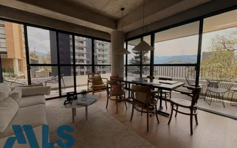 Apartamento en Medellín en Lalinde