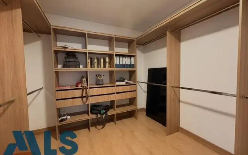 Apartamento en Medellín en Lalinde