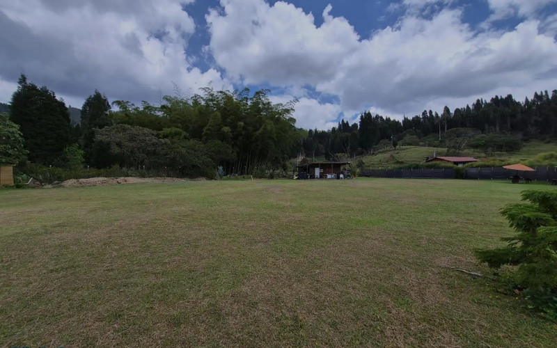 Lote Residencial en Guarne en V. La Hondita
