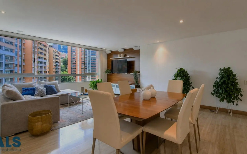 Apartamento en Envigado en Zuñiga