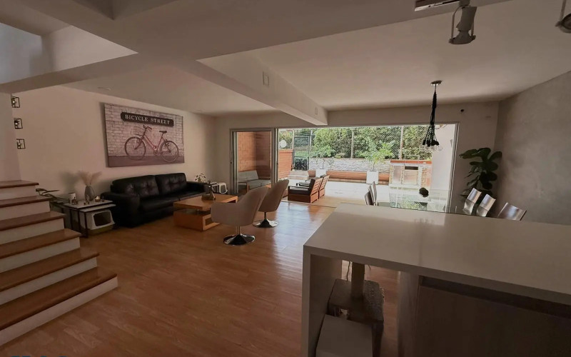 Casa en Medellín en Los Naranjos