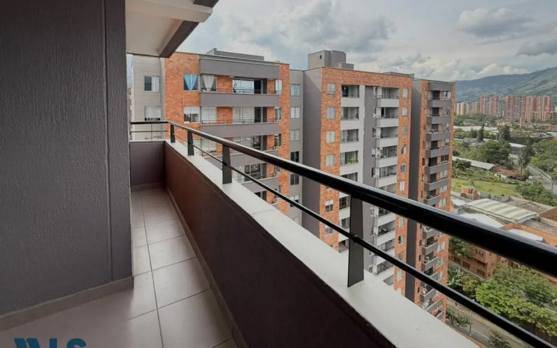 Apartamento en La Estrella en Poblados del sur