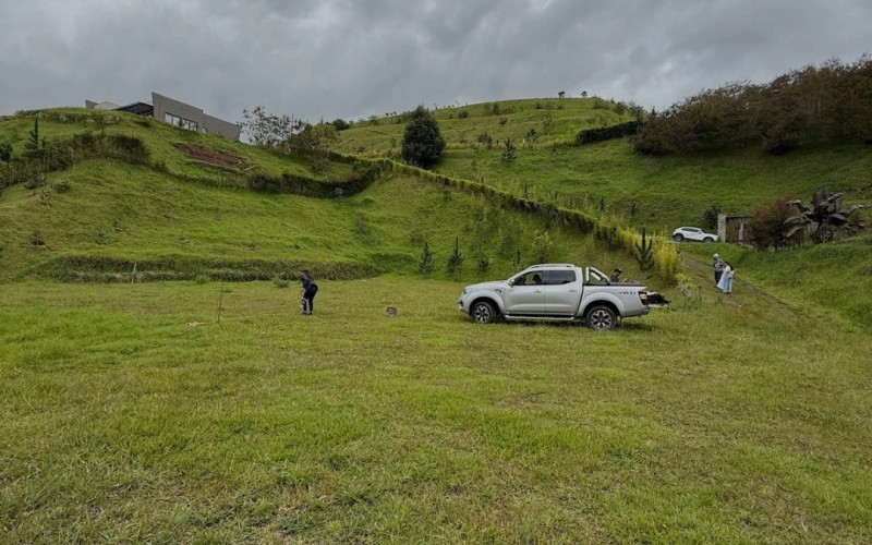 Lote Residencial en El Retiro en V. El Chuscal