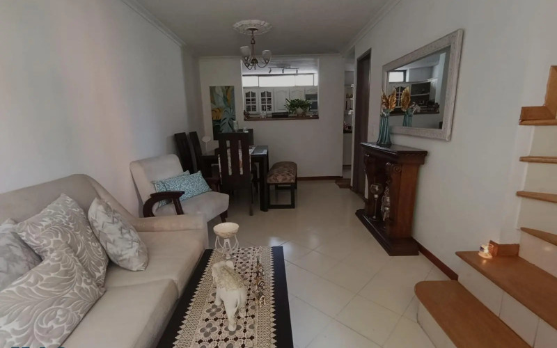 Apartamento en Medellín en Almería