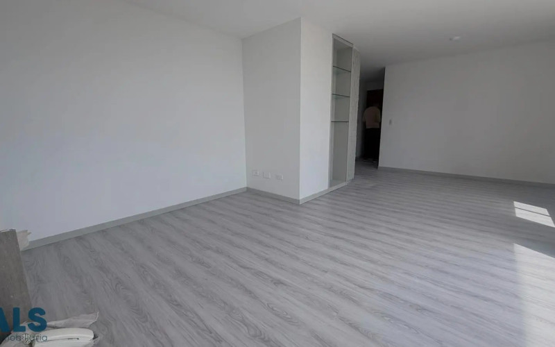 Apartamento en Medellín en Loma de Los Bernal