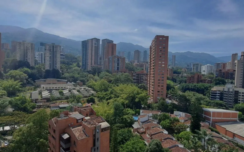 Apartamento en Medellín en Los Balsos Nº 2