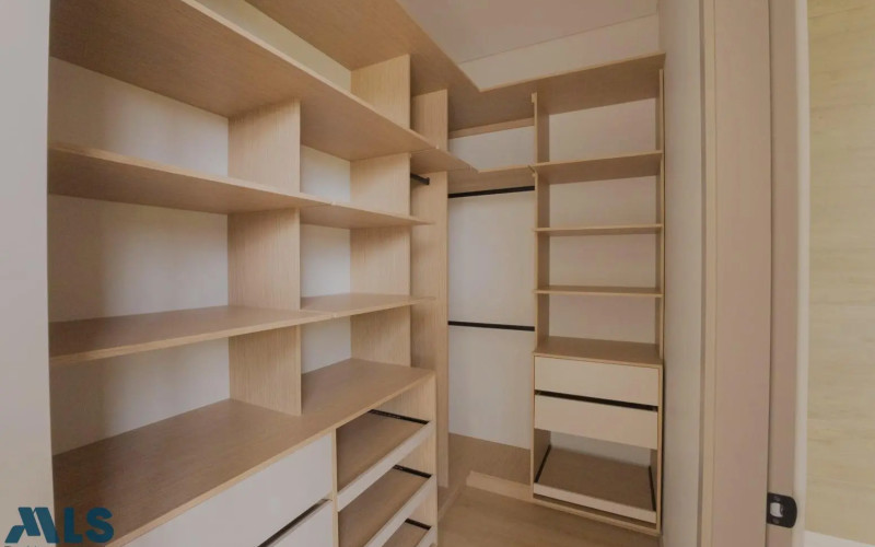 Casa en Envigado en Alto del escobero (Envigado)