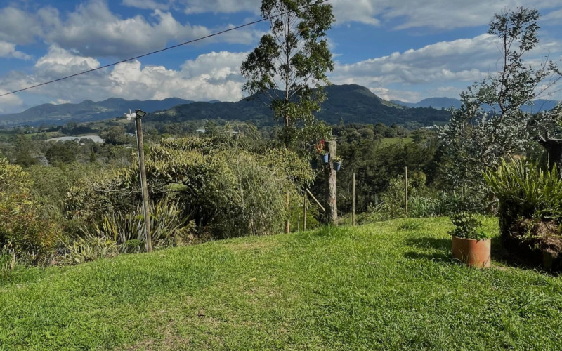 Casa en Rionegro en V. Cabeceras