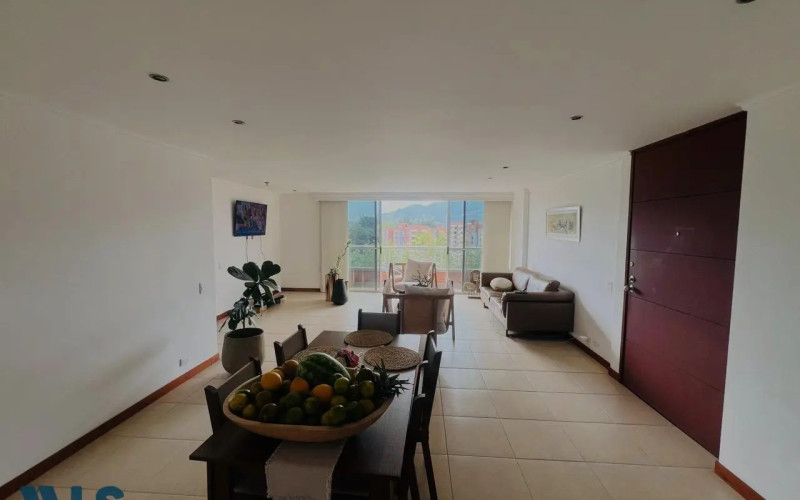 Apartamento en Envigado en Loma de Benedictinos