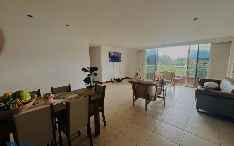 Apartamento en Envigado en Loma de Benedictinos