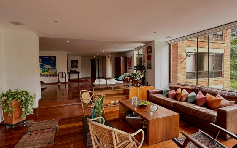 Apartamento en Medellín en Loma Los Gonzalez