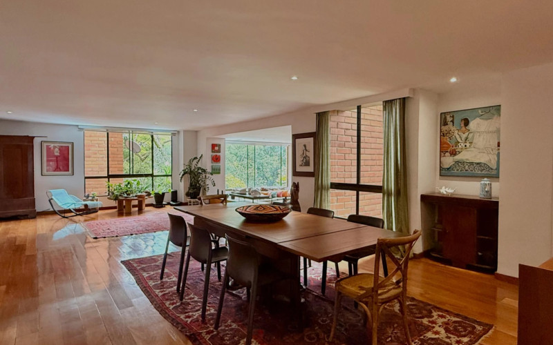 Apartamento en Medellín en Loma Los Gonzalez