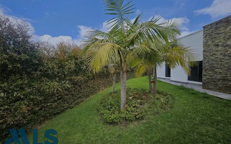 Casa en Envigado en Alto de las Palmas