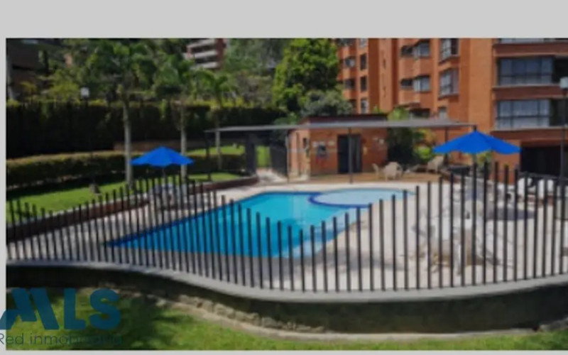 Apartamento en Medellín en La Tomatera