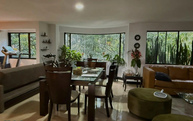 Apartamento en Medellín en La Aguacatala