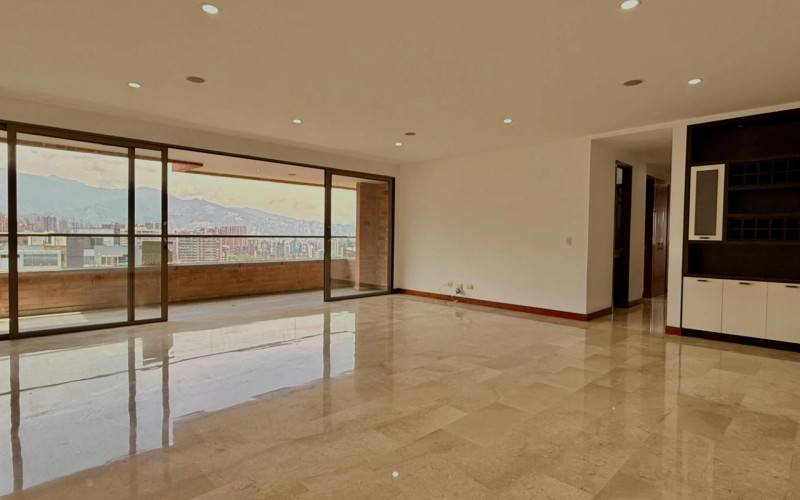 Apartamento en Medellín en La Tomatera
