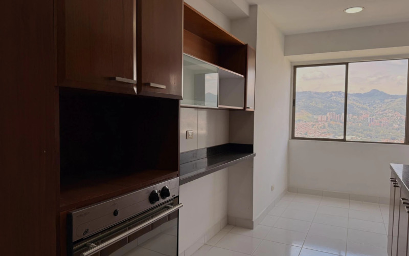 Apartamento en Medellín en La Tomatera
