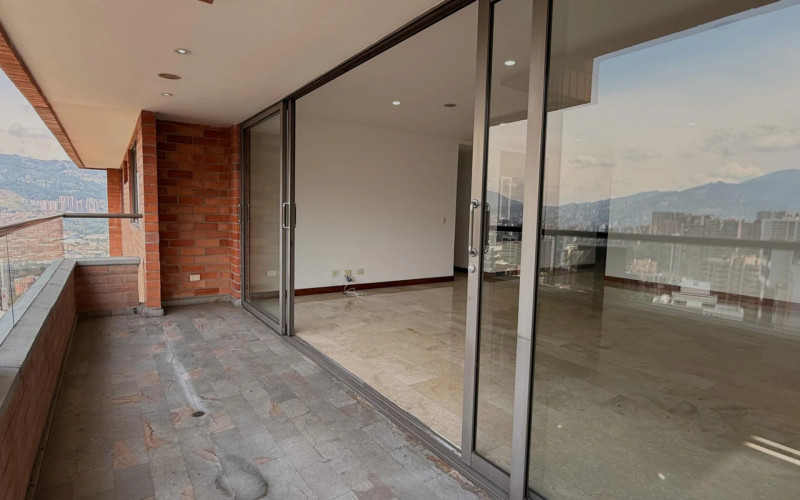 Apartamento en Medellín en La Tomatera
