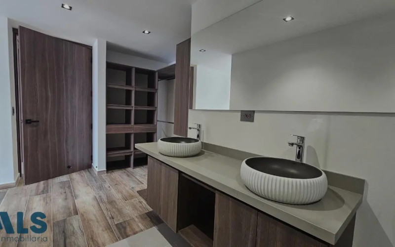 Apartamento en Medellín en Conquistadores