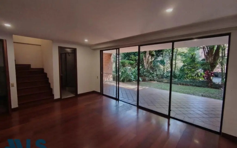 Casa en Medellín en El Campestre