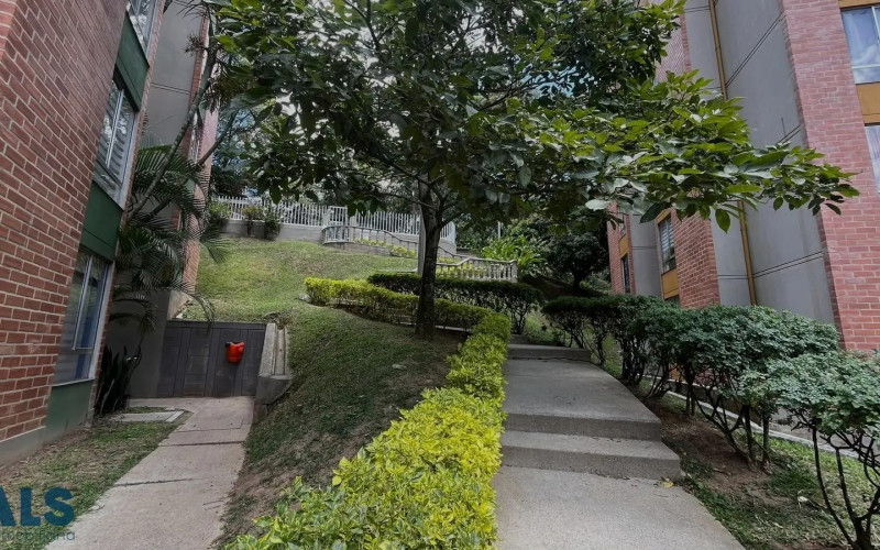 Apartamento en Medellín en Loma del Indio