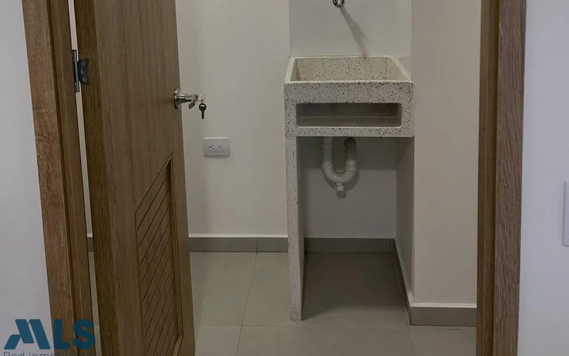 Apartamento en Sabaneta en Loma de San Jose