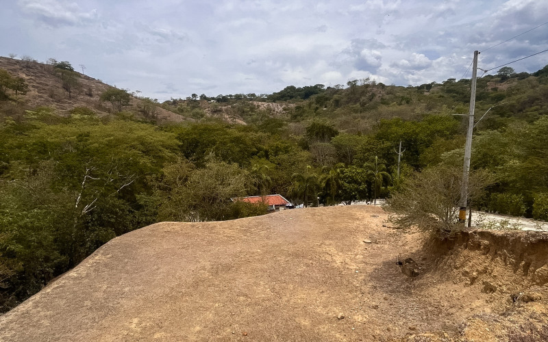 2,400 sqm Flat Country Lot for Sale in Sopetrán, Antioquia – El Risco Gated Community Below Market Value