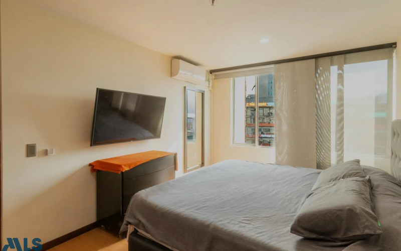 Apartamento en Medellín en Oviedo